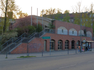 Flatow-Halle aussen 300